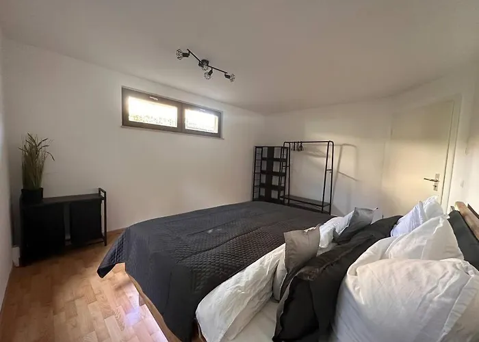 4 Personen, Zentrumsnah,ebk, Stellplatz Appartement