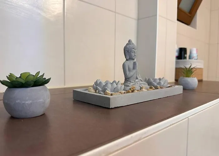 4 Personen, Zentrumsnah,ebk, Stellplatz *