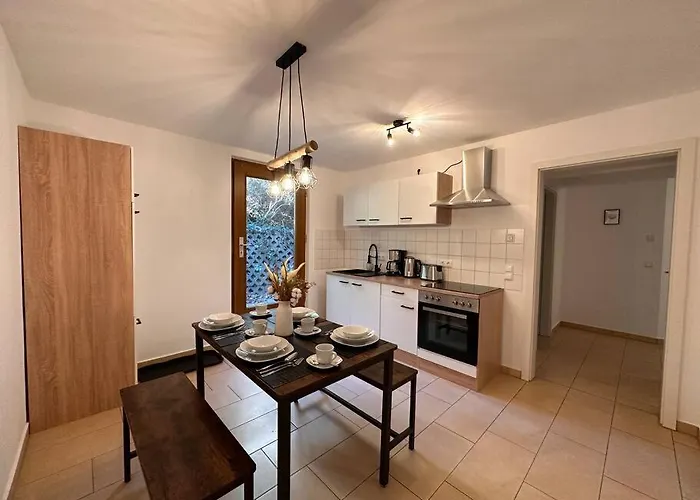 4 Personen, Zentrumsnah,ebk, Stellplatz Apartmán Drážďany