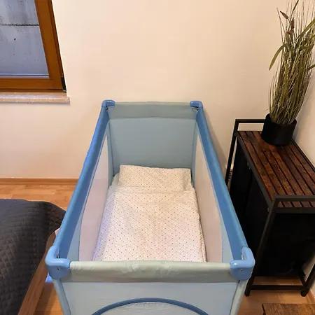 4 Personen, Zentrumsnah,ebk, Stellplatz *